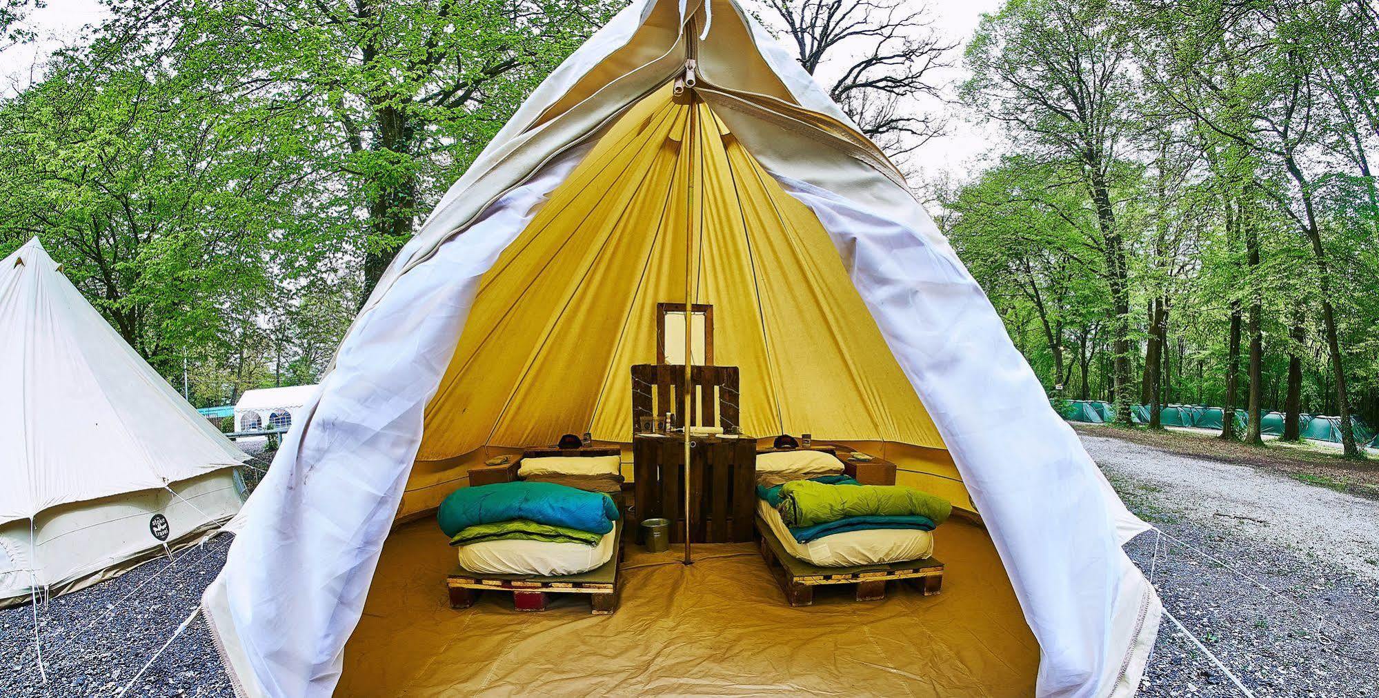 Pamplona Camping Hotel Aizoáin Екстериор снимка